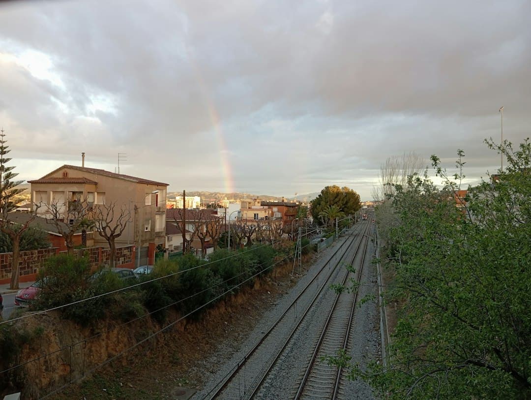 İspanya'da Yüksek Hızlı Tren Faciası: Toledo'da En Az 68 Can Kaybı, 80 Yaralı ve 3 Günlük Ulusal Yas